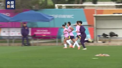 《中国医生》单日票房1613万，累计票房突破12亿，升居 《中国医生》超10.44亿 晋升2021年度票房第七名 2021-07-23 7月22日，全国院线总票房报收5764万。